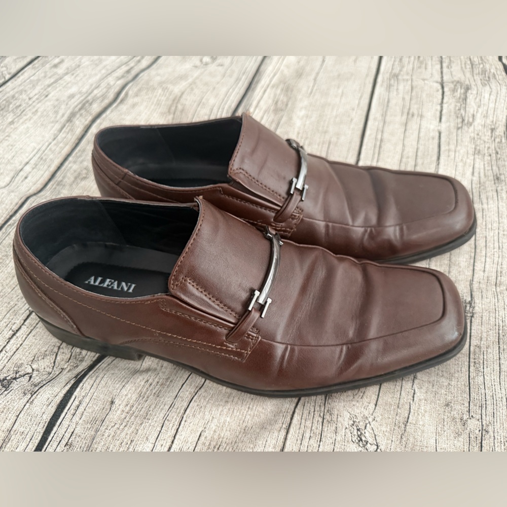 Alfani (Macy’s brand) dress shoes Men’s Size 10.5. Brown color. Slip-on